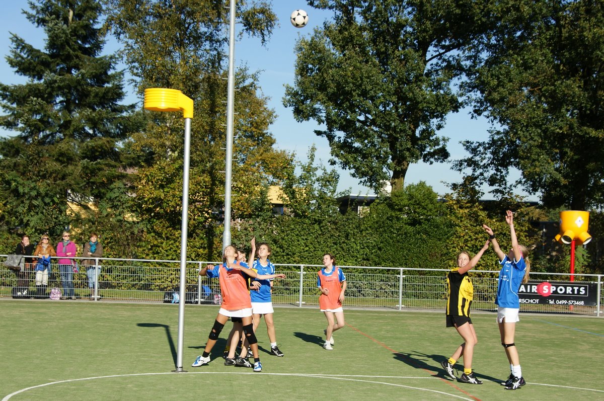 Korfbal C3  15 oktober-10.JPG